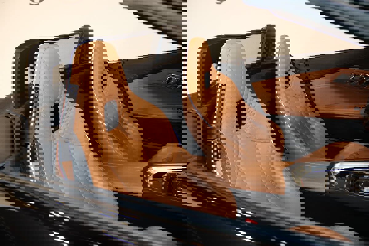 Used 2024 BMW Z4 M40i w/ Premium Package image 53