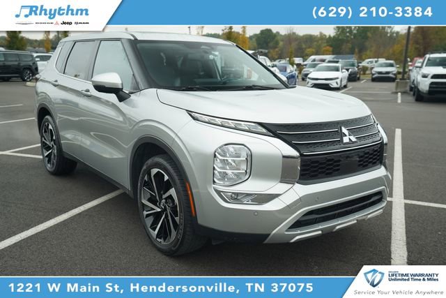 Used 2024 Mitsubishi Outlander SE