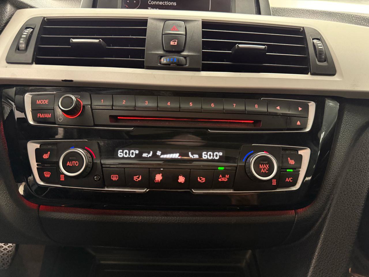 Used 2017 BMW 320i Sedan image 17