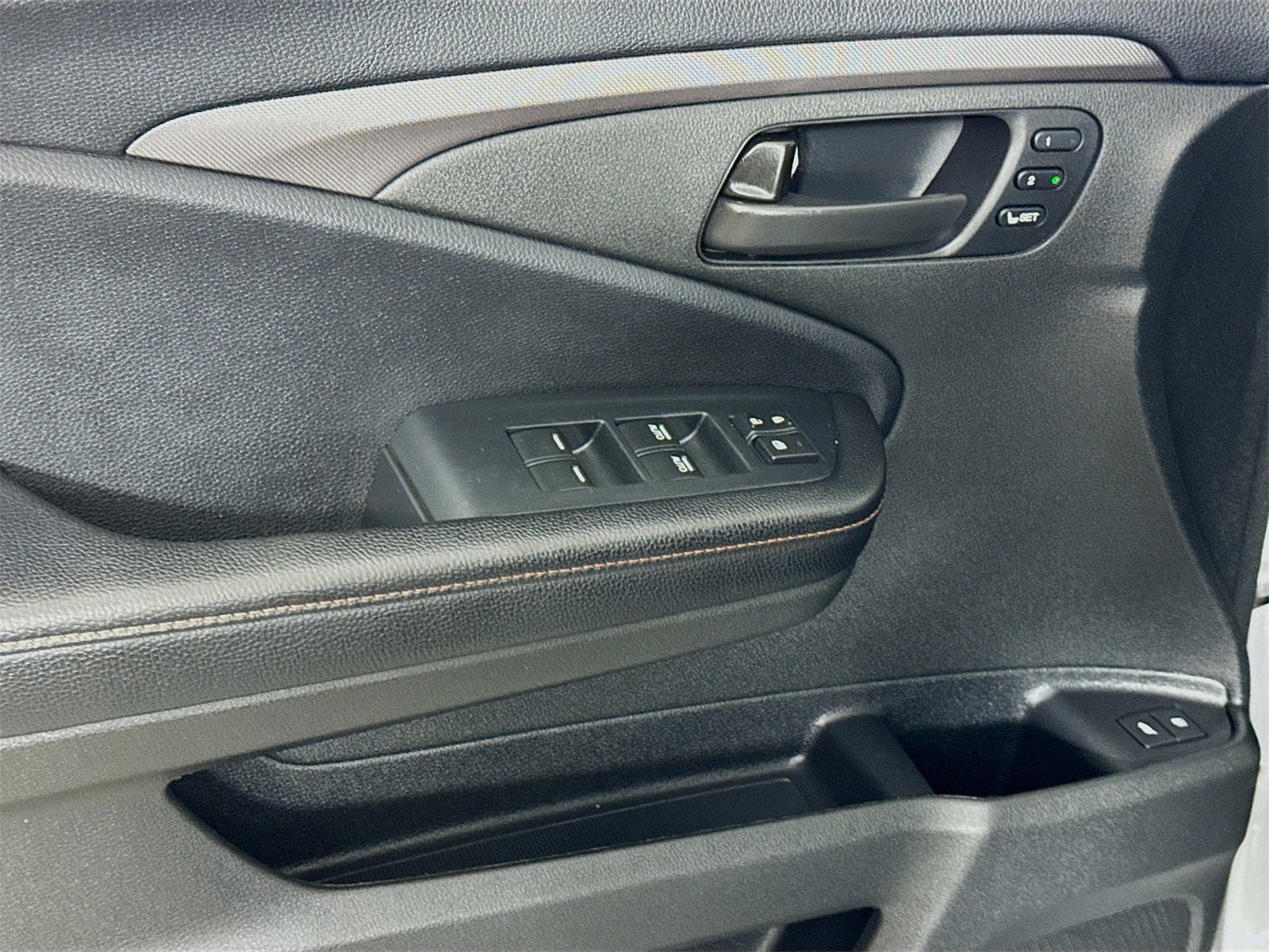 Used 2022 Honda Pilot TrailSport image 15