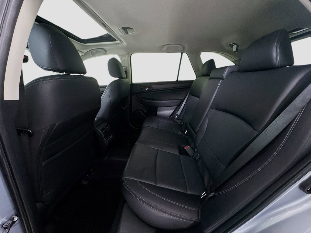 Used 2018 Subaru Outback 2.5i Limited AWD/4WD image 24