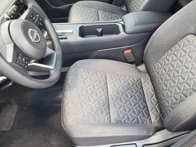 New 2026 Nissan Kicks SV w/ SV Premium Package AWD/4WD image 8