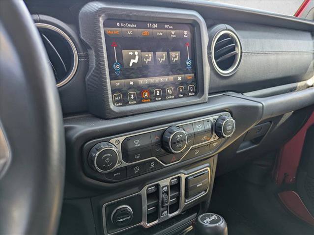 Used 2018 Jeep Wrangler Unlimited Sahara AWD/4WD image 11