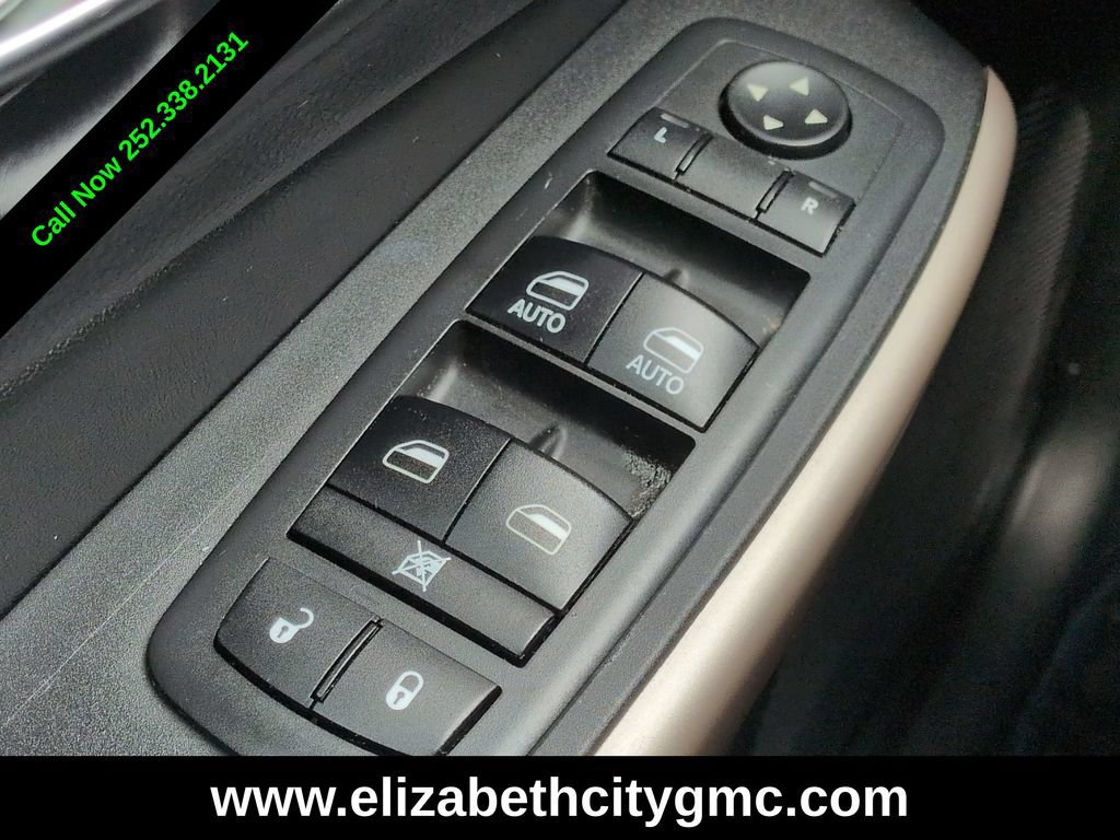 Used 2018 Jeep Cherokee Limited FWD image 23