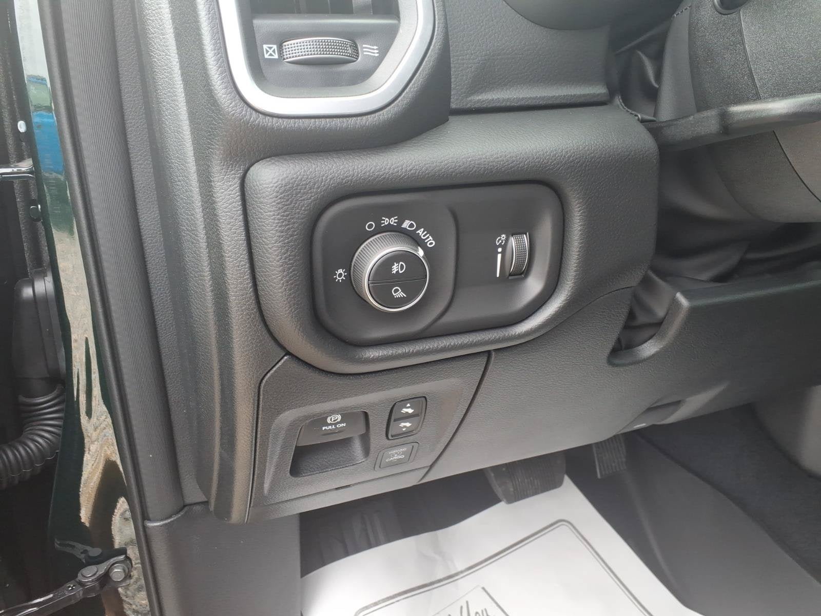 New 2026 RAM 1500 Big Horn AWD/4WD image 16