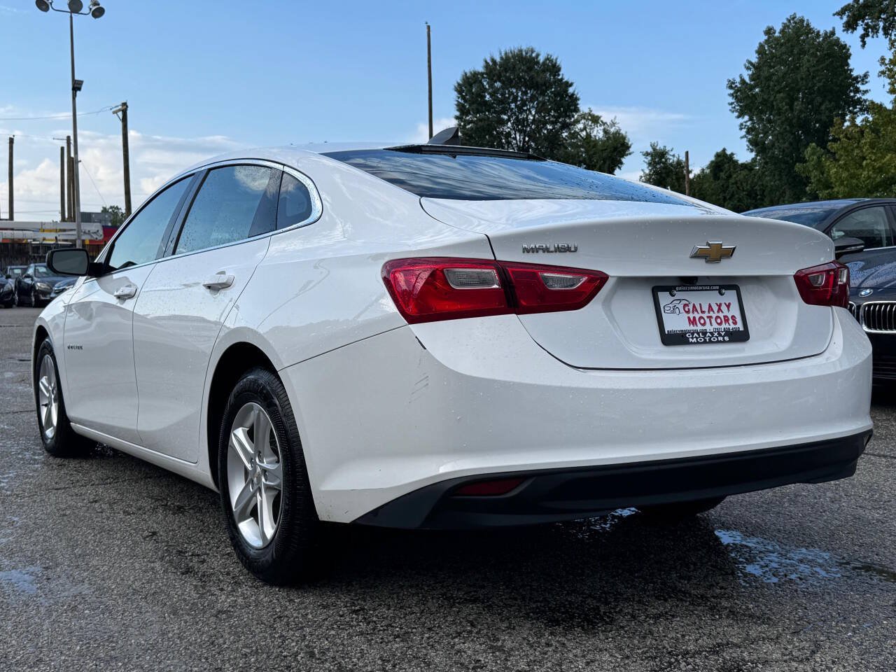 Used 2023 Chevrolet Malibu LS FWD image 3