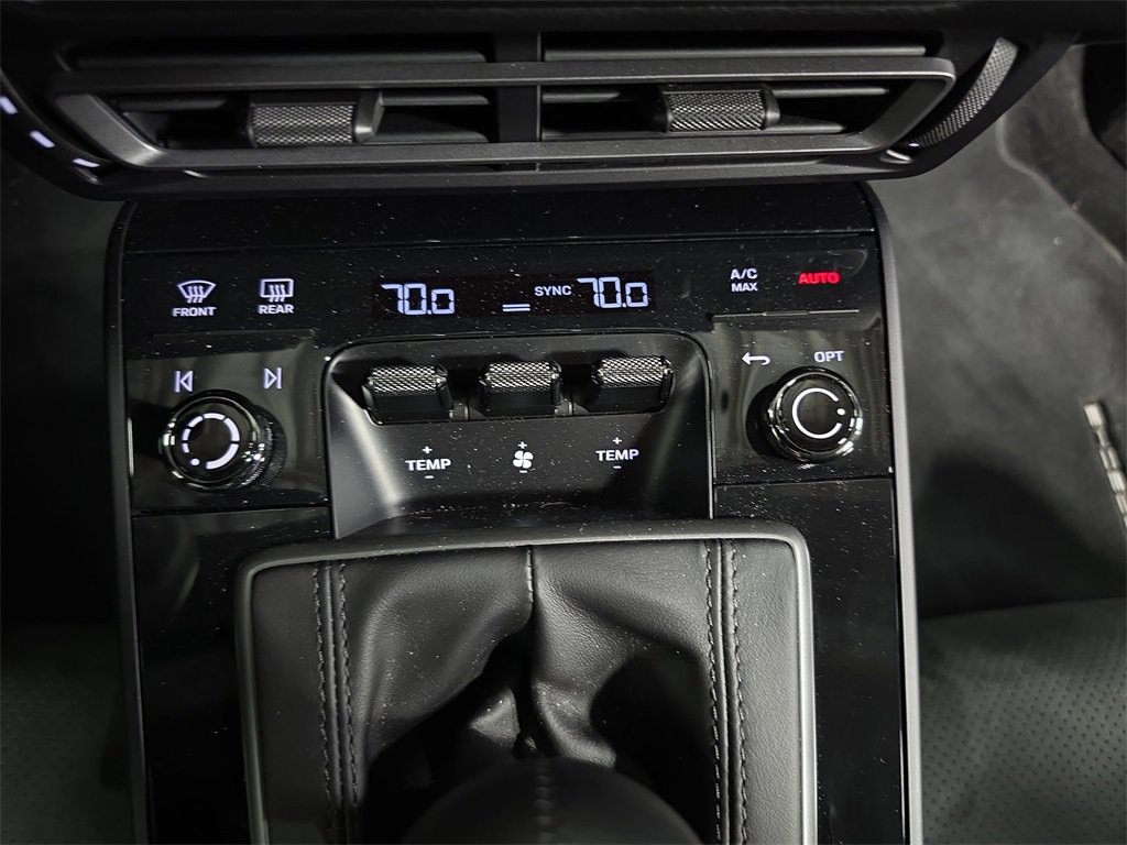 Used 2024 Porsche 911 Carrera T image 19