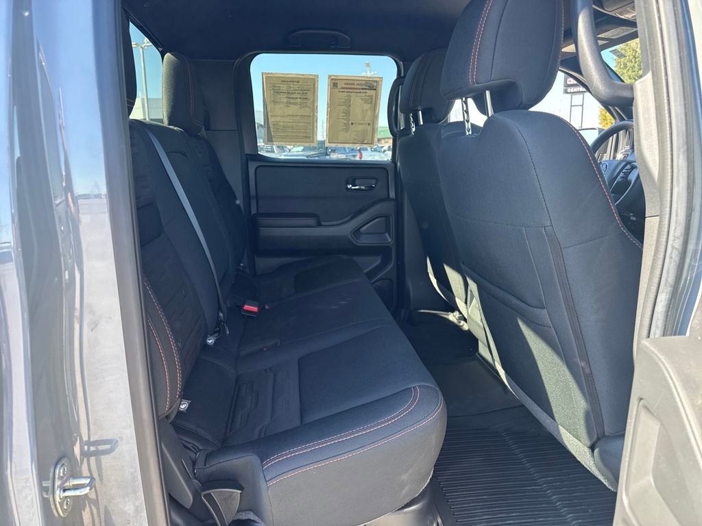 Used 2025 Nissan Frontier Pro-X w/ Pro Convenience Package image 11
