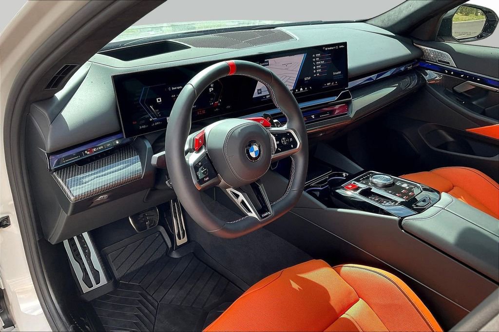 Used 2025 BMW M5 Touring AWD/4WD image 17