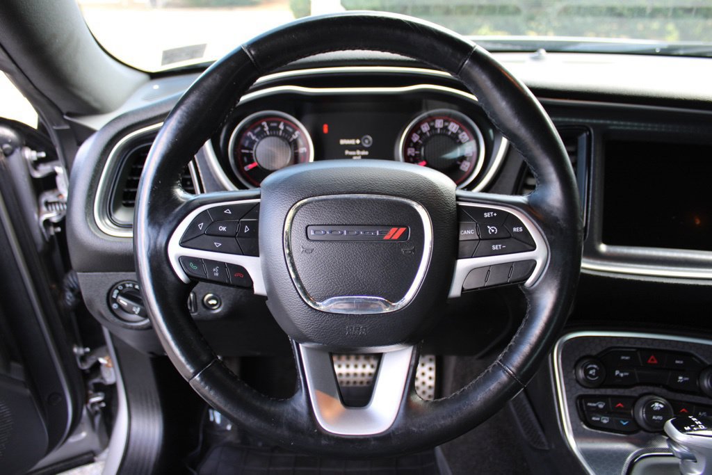 Used 2016 Dodge Challenger SXT Plus RWD image 19