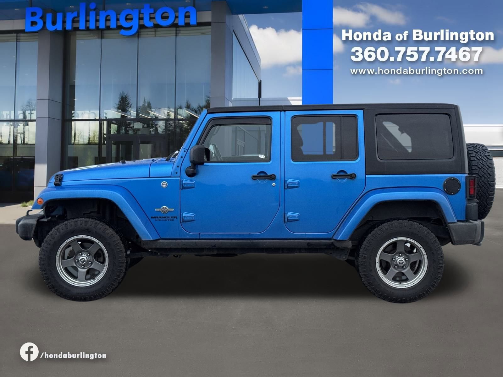 Used 2014 Jeep Wrangler Unlimited Sport image 3