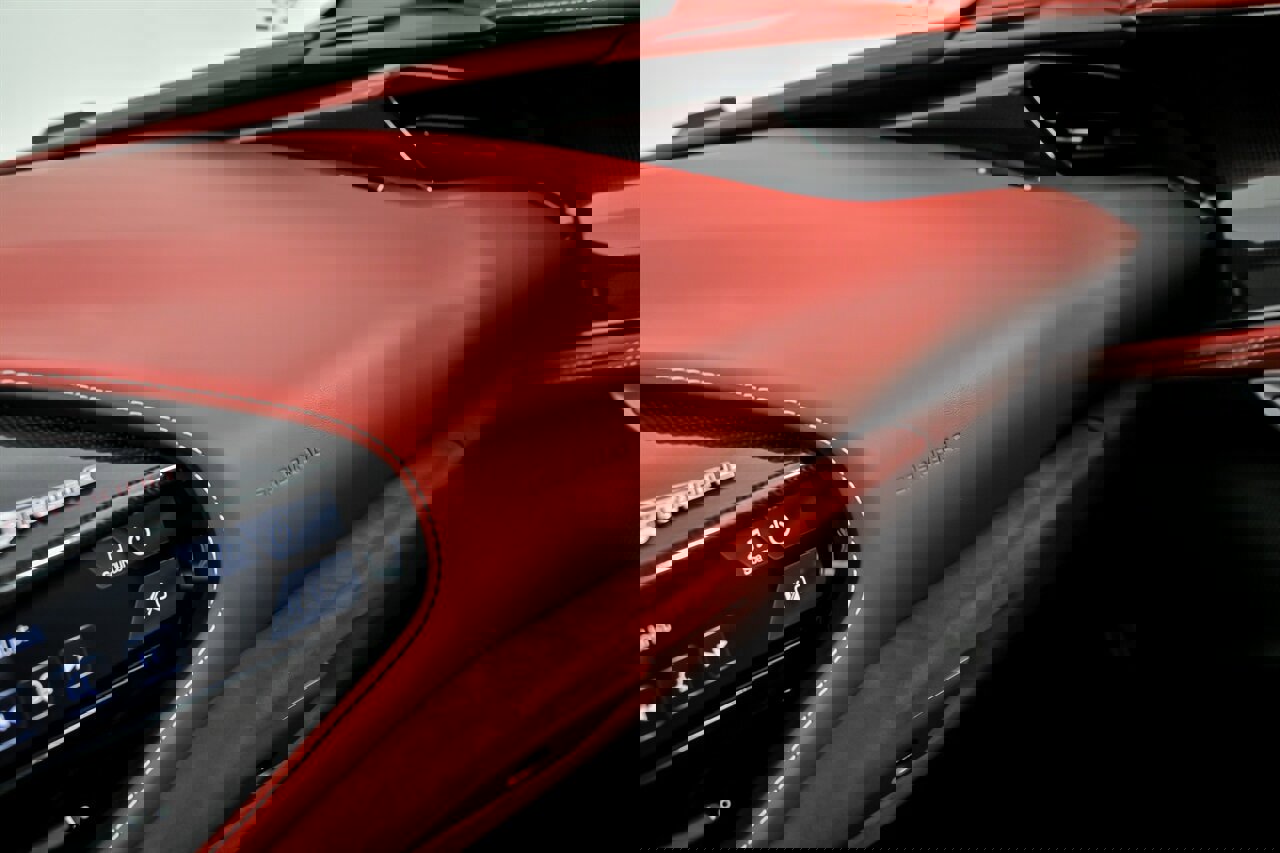 Used 2023 Ferrari SF90 Stradale image 39