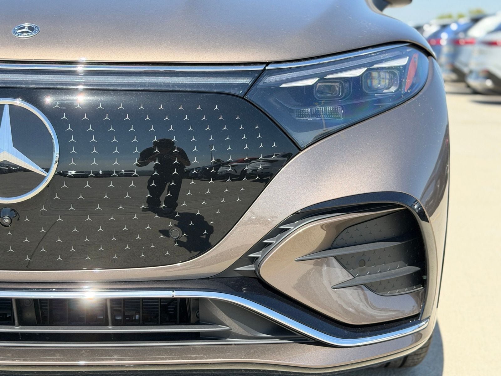 New 2026 Mercedes-Benz EQS 400 4MATIC SUV image 7