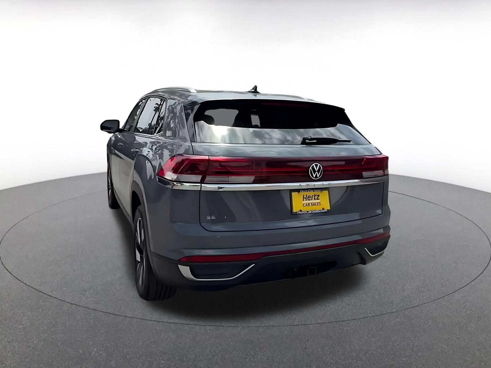 Used 2026 Volkswagen Atlas Cross Sport SE FWD image 9