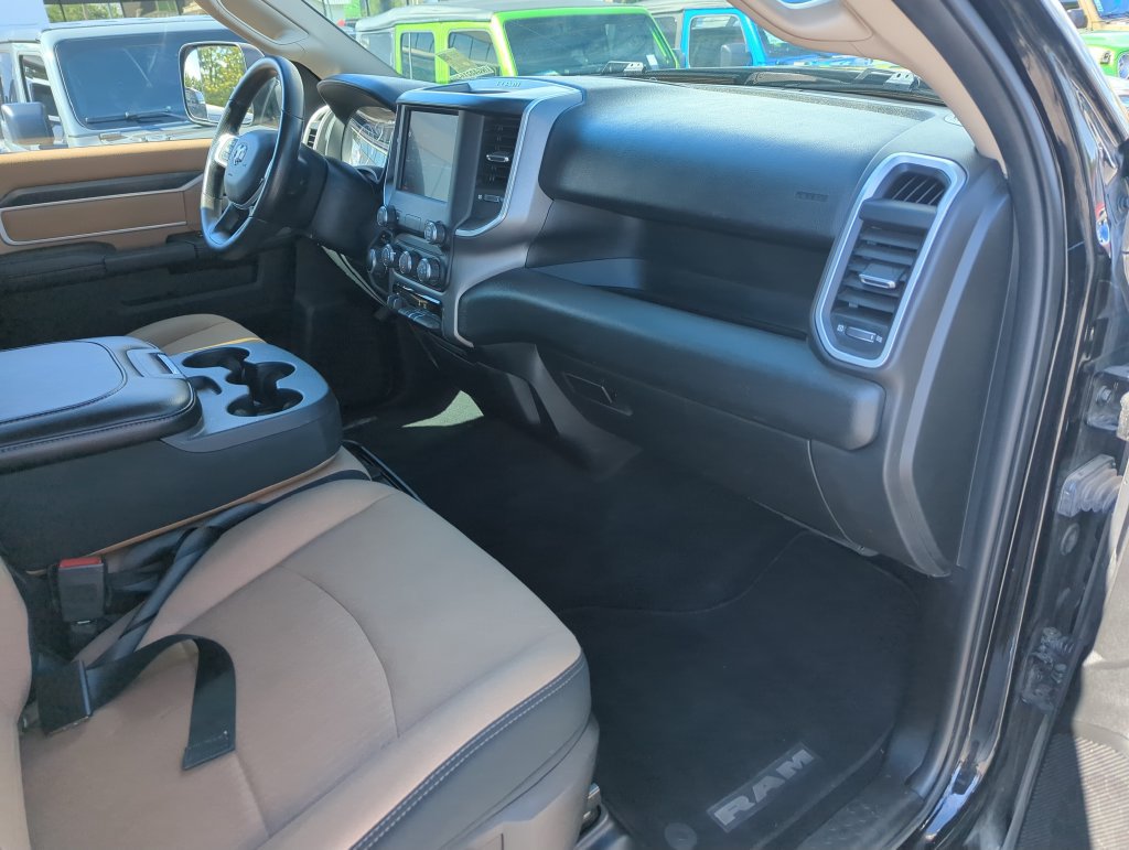 Used 2022 RAM 2500 Big Horn AWD/4WD image 31