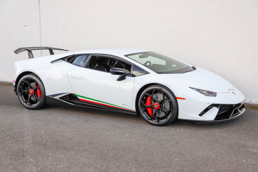 Used 2018 Lamborghini Huracan Performante