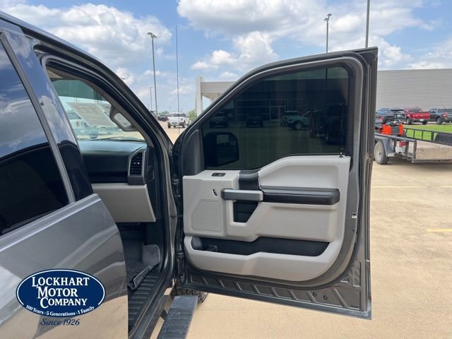 Used 2017 Ford F150 XLT image 31