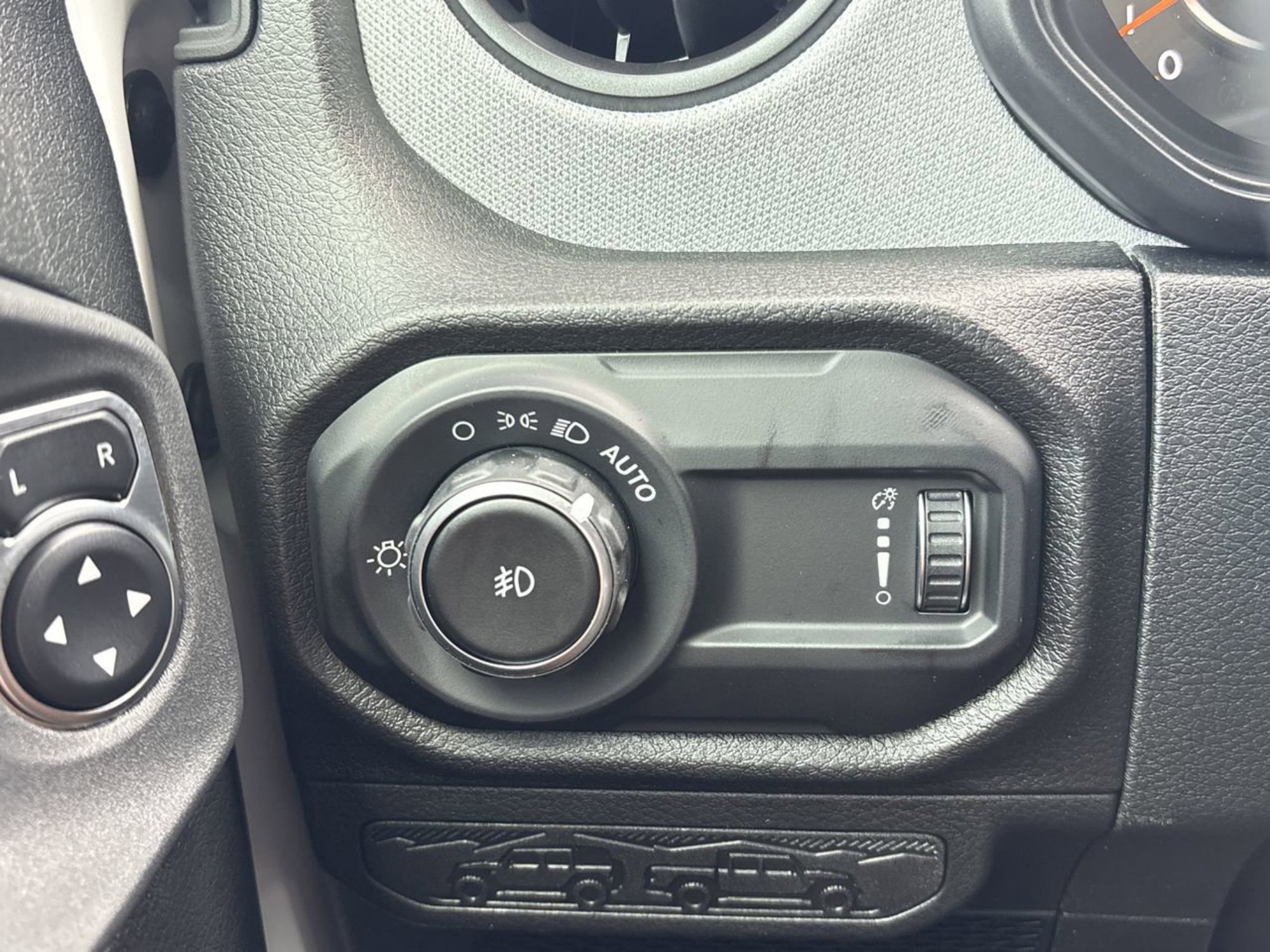 New 2025 Jeep Wrangler Sport S image 24