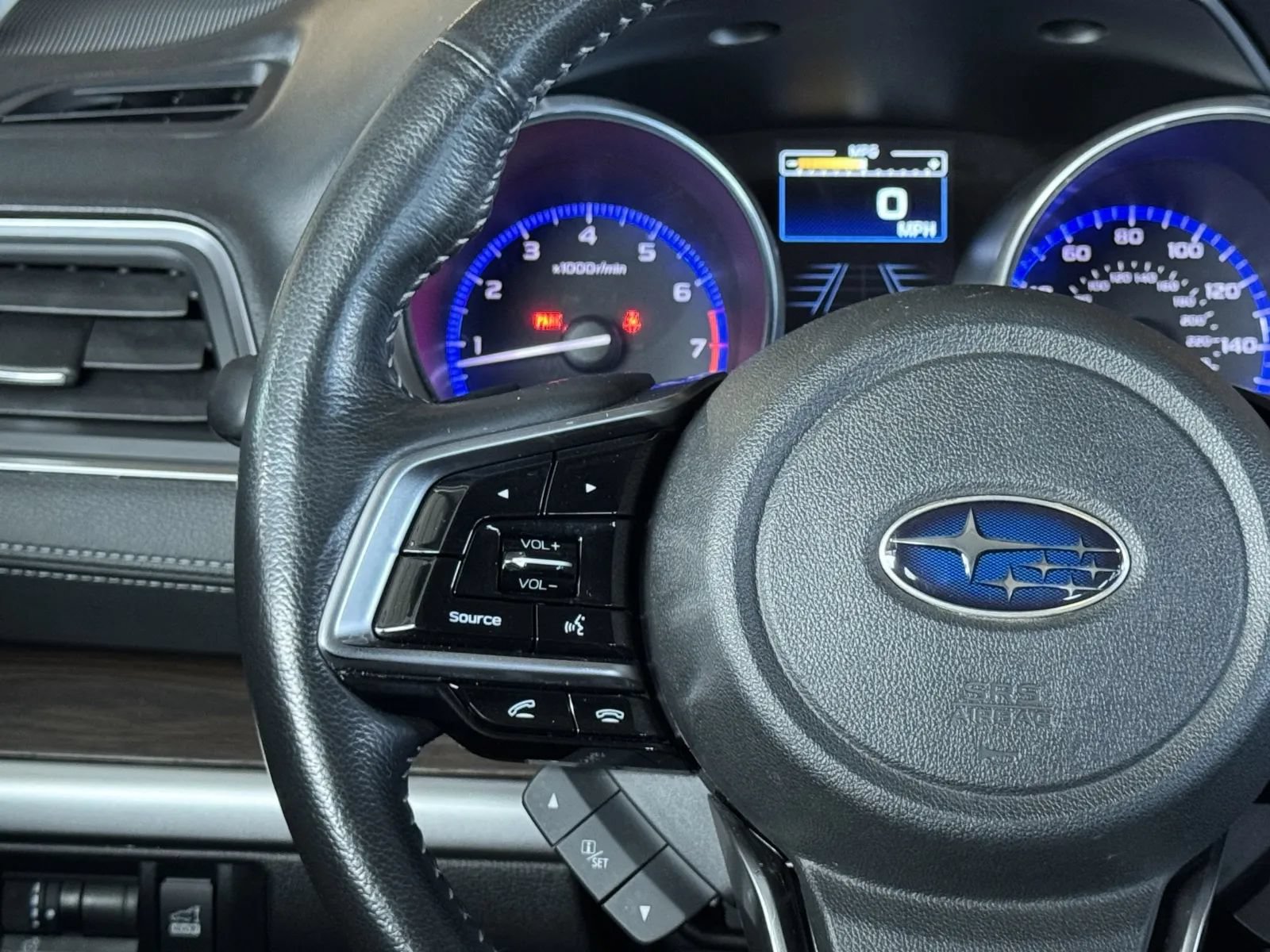 Used 2019 Subaru Outback 3.6R Touring w/ Popular Package #3A AWD/4WD image 23