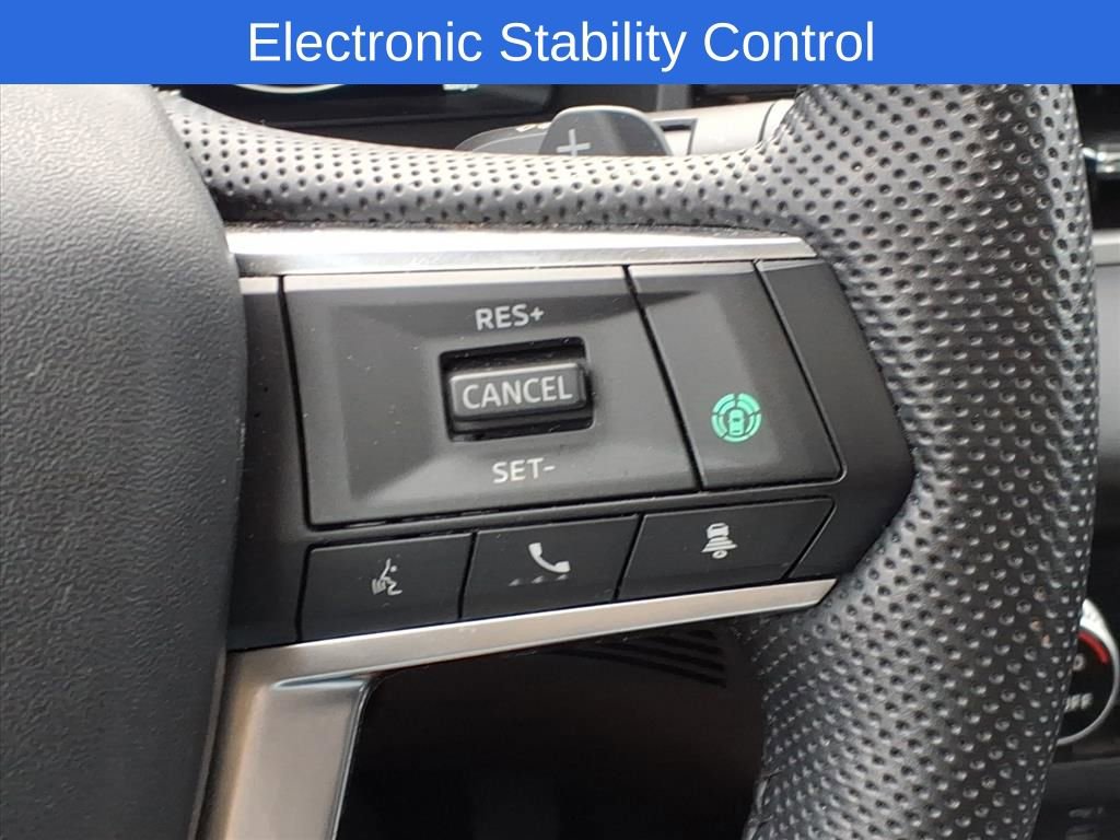 Used 2023 Mitsubishi Outlander SE image 13