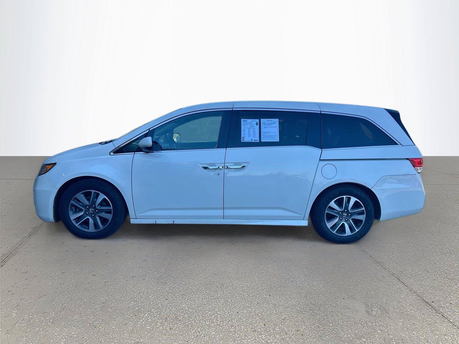 Used 2015 Honda Odyssey Touring image 7