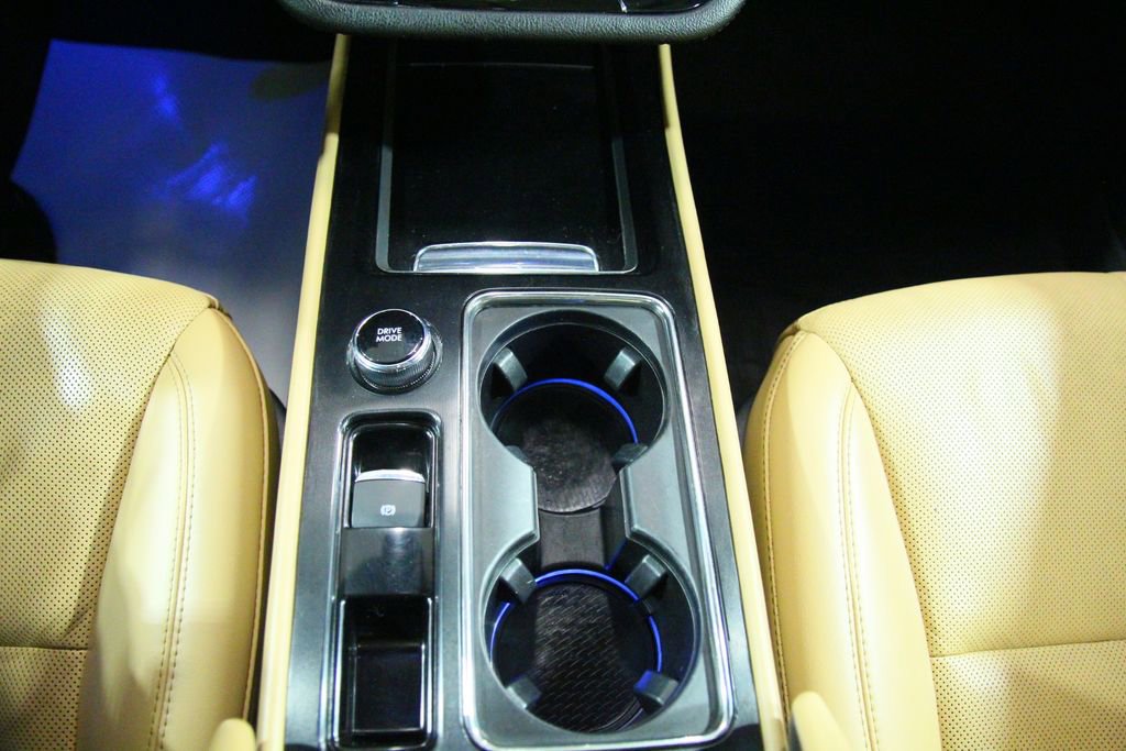 Used 2022 Lincoln Corsair Reserve image 18