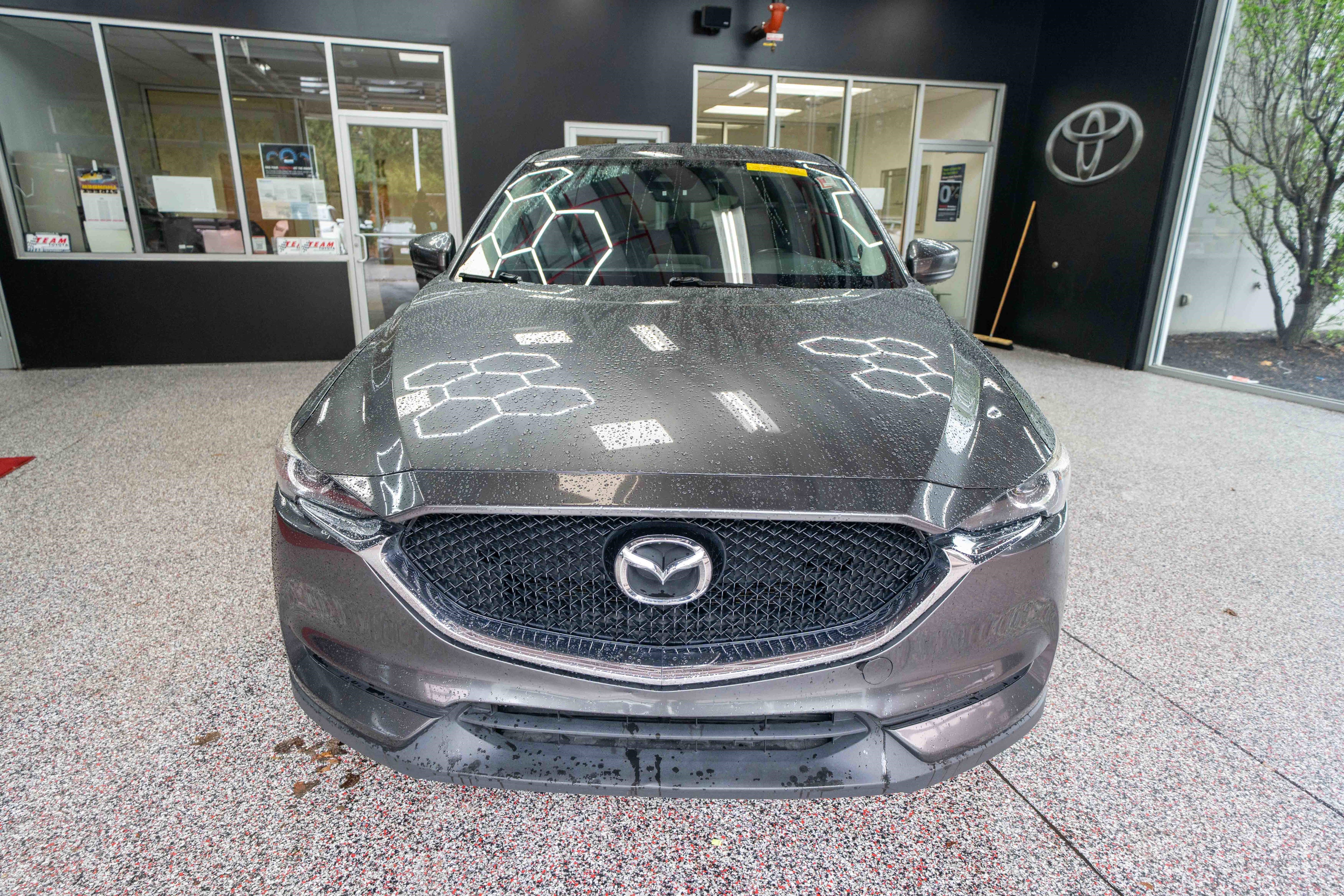 Used 2017 MAZDA CX-5 Touring w/ Preferred Equipment Package image 6