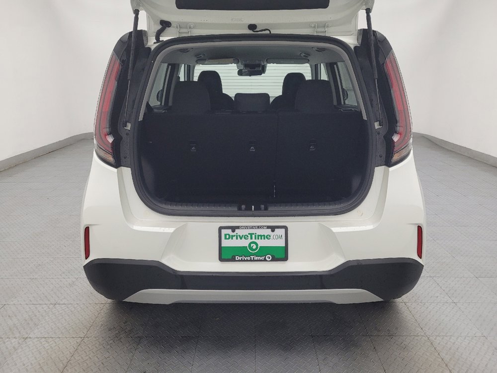 Used 2025 Kia Soul S image 29