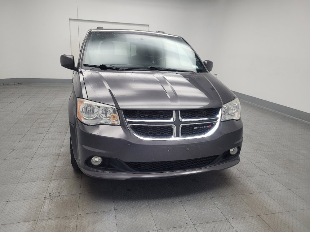 Used 2017 Dodge Grand Caravan SXT image 14