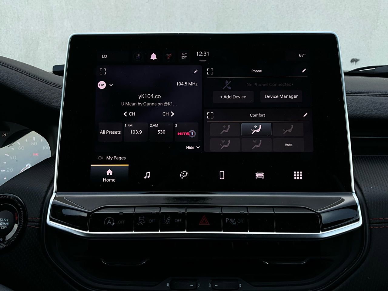 Used 2025 Jeep Compass Trailhawk image 29