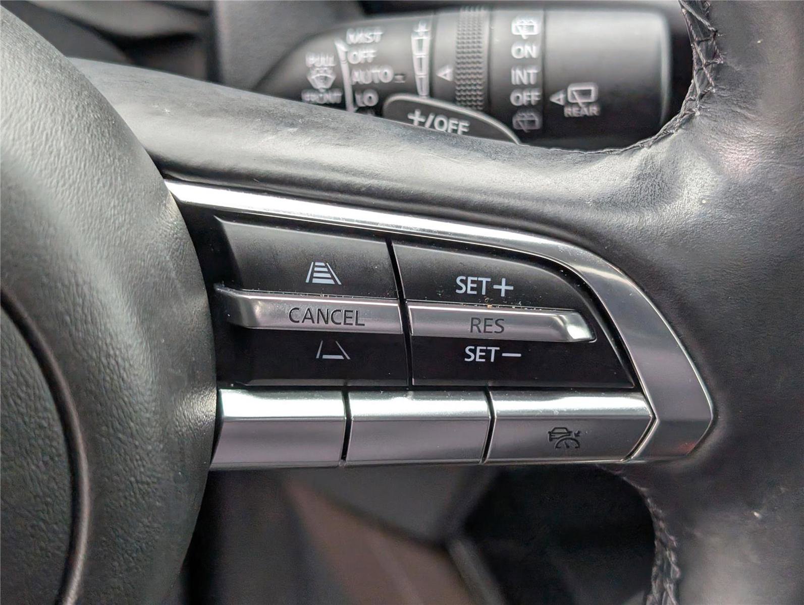 Used 2023 MAZDA CX-30 AWD 2.5 S w/ Premium Package image 23