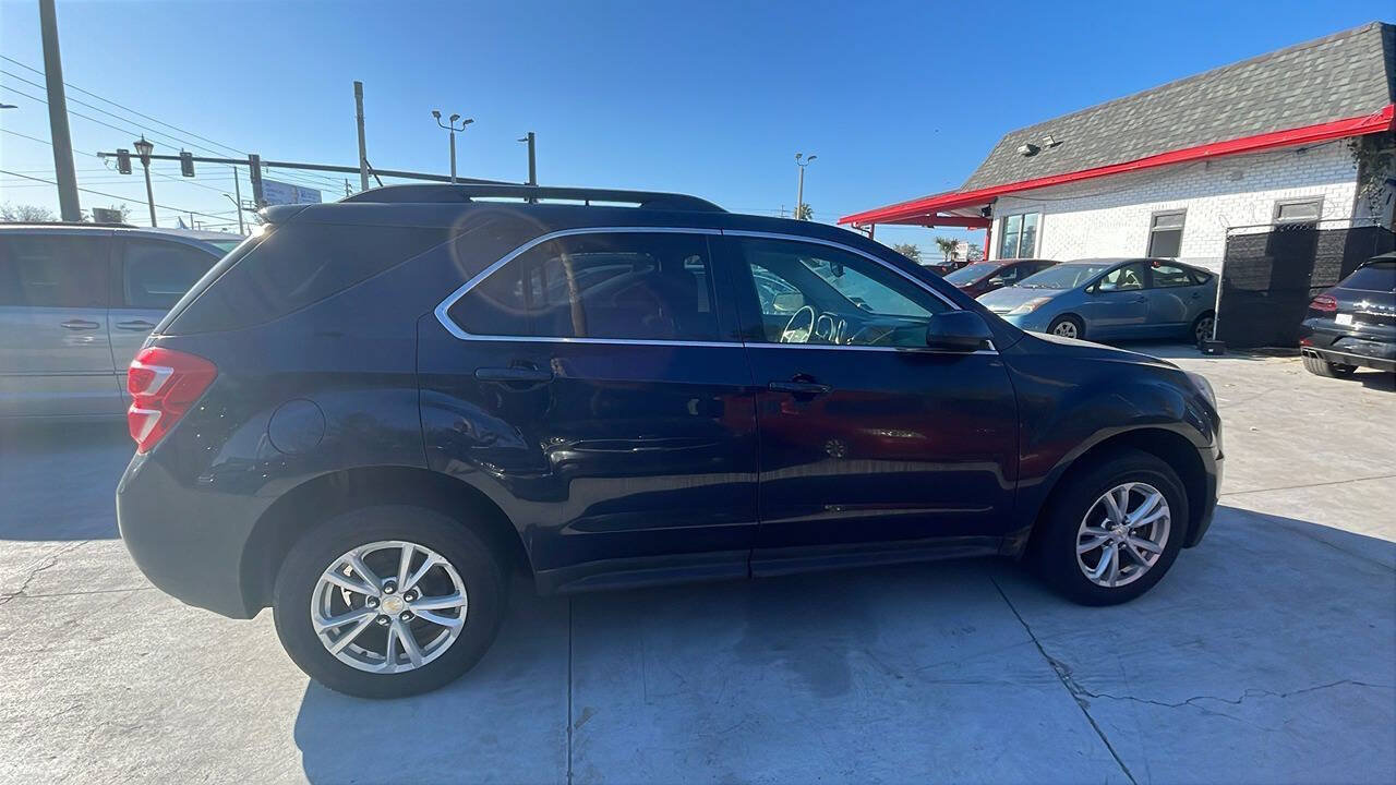 Used 2017 Chevrolet Equinox LT w/ Convenience Package AWD/4WD image 6