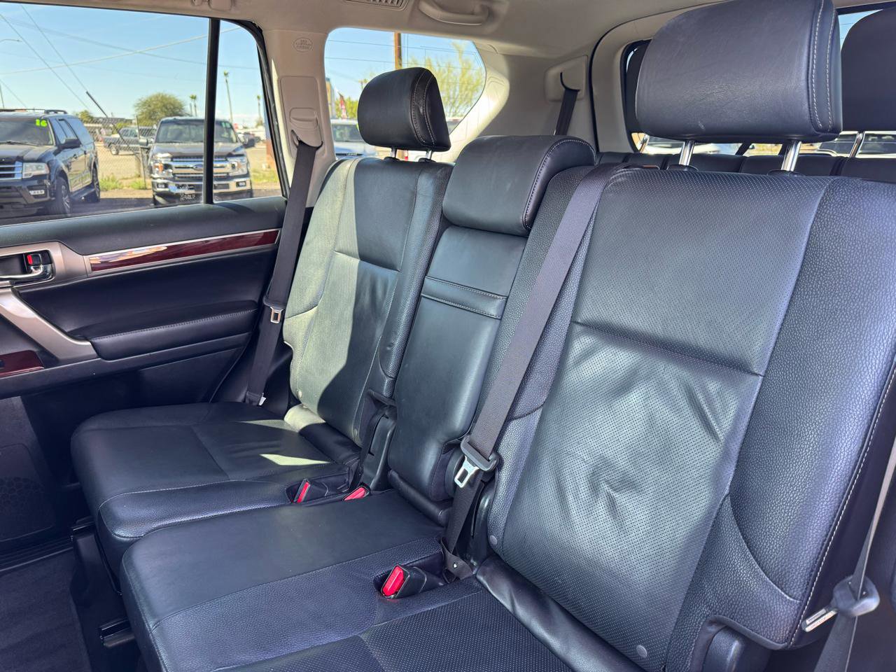 Used 2016 Lexus GX 460 w/ Premium Package image 42