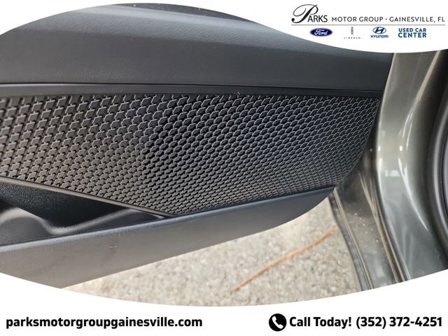 New 2025 Hyundai Elantra SEL w/ Cargo Package image 16