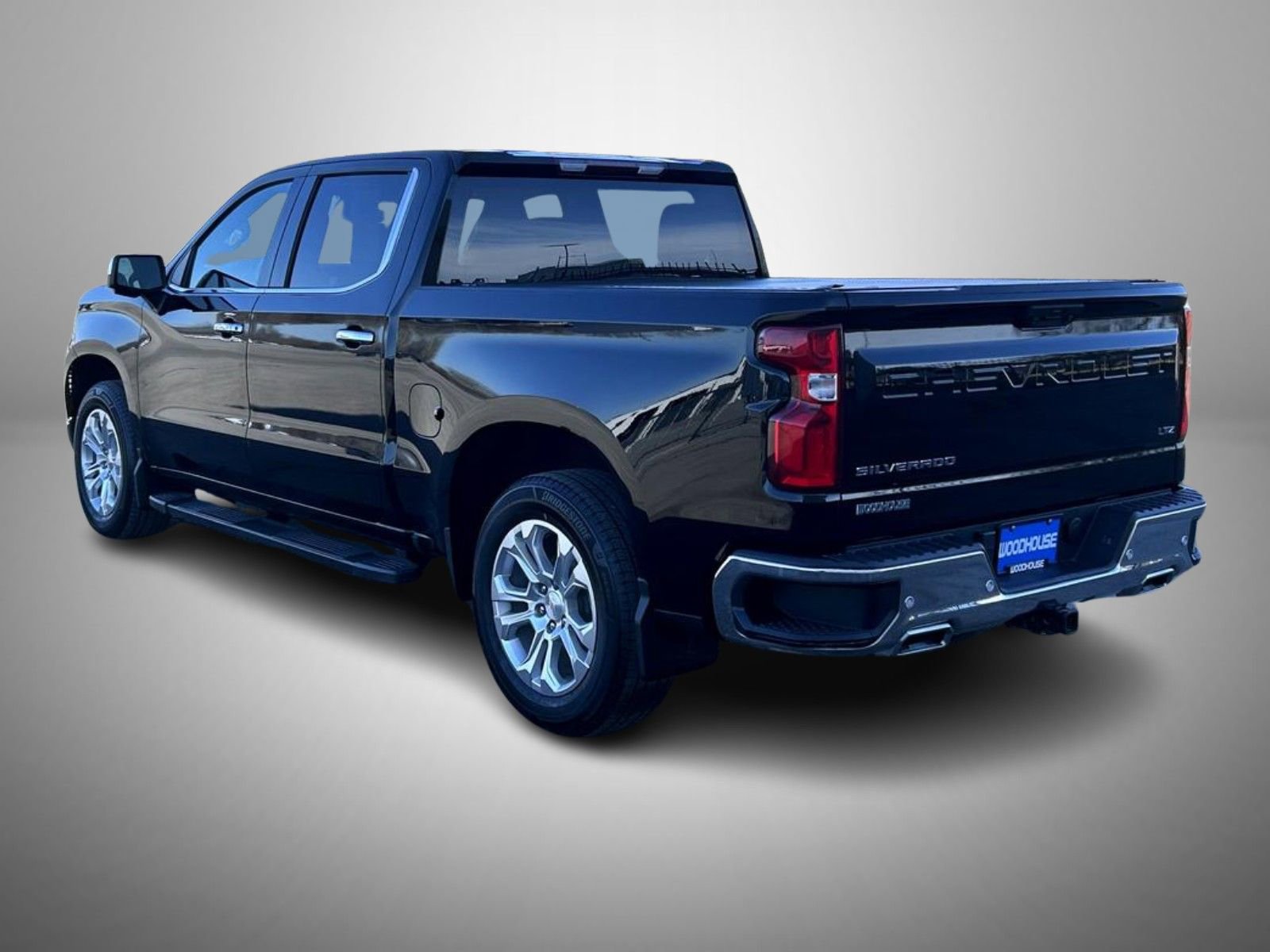 Certified 2023 Chevrolet Silverado 1500 LTZ w/ Z71 Off-Road Package image 7