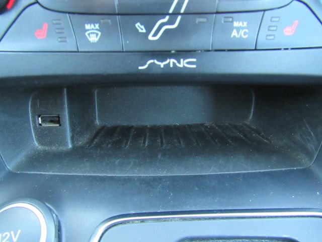 Used 2016 Ford Focus Electric Hatchback FWD image 46