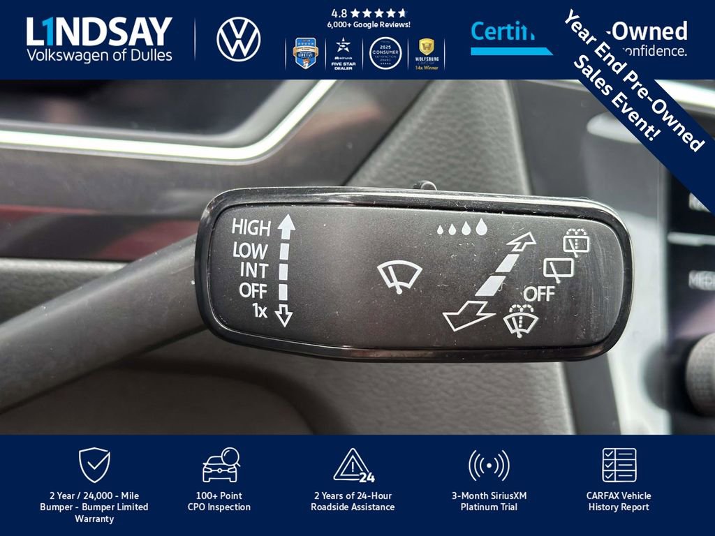Certified 2022 Volkswagen Tiguan SE R-Line image 26