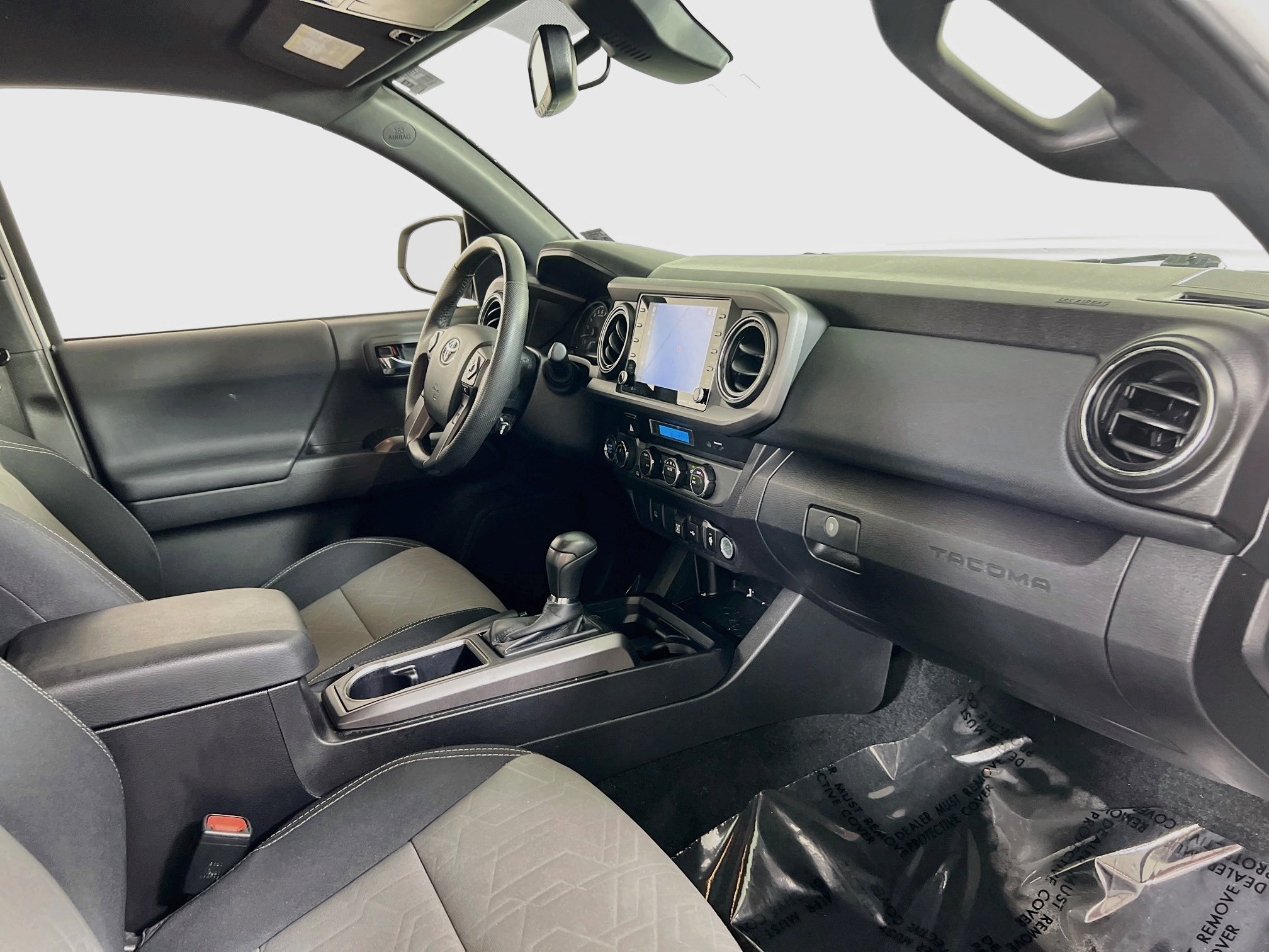 Used 2022 Toyota Tacoma TRD Sport AWD/4WD image 27