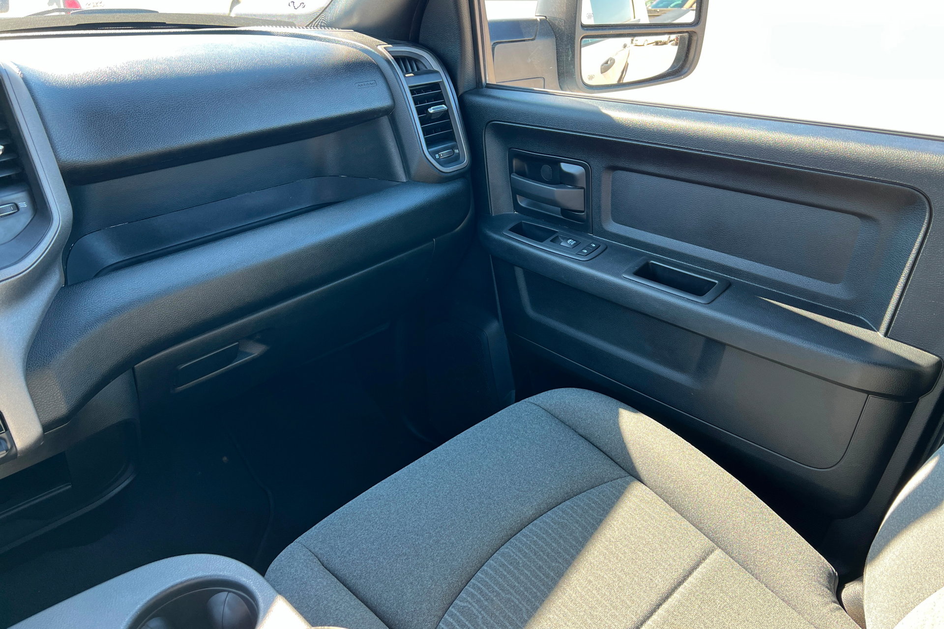 Certified 2024 RAM 3500 Tradesman w/ Chrome Appearance Group image 10