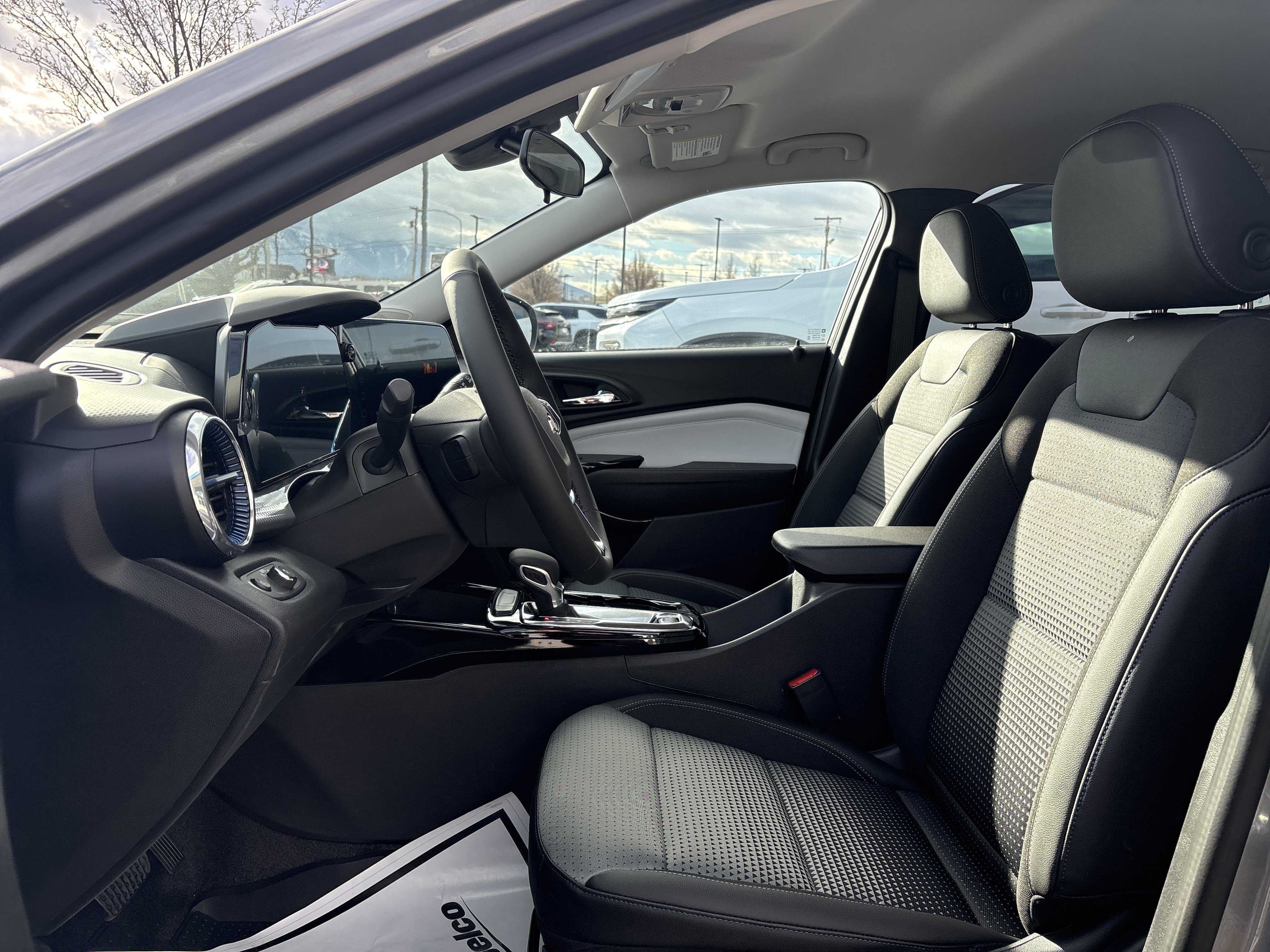 New 2026 Chevrolet Trax LT w/ Driver Confidence Package FWD image 12
