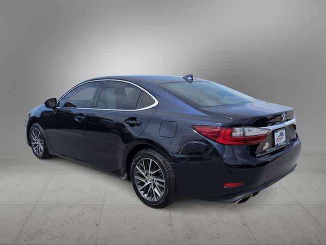 Used 2017 Lexus ES 350 w/ Navigation System Package image 6