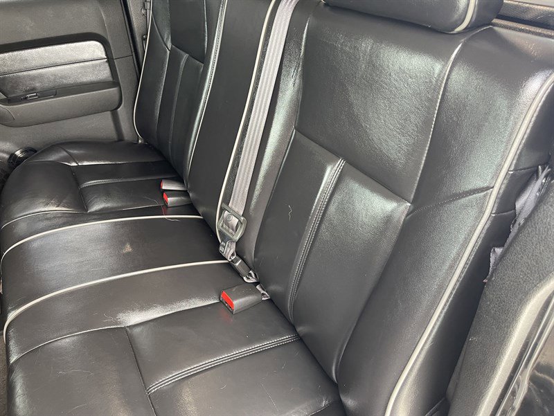 Used 2009 HUMMER H3T Alpha image 14