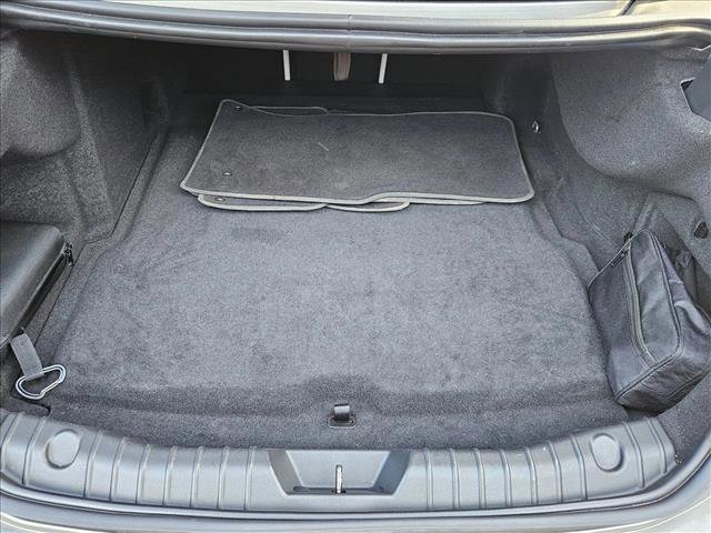 Used 2022 Jaguar XF R-Dynamic SE image 6