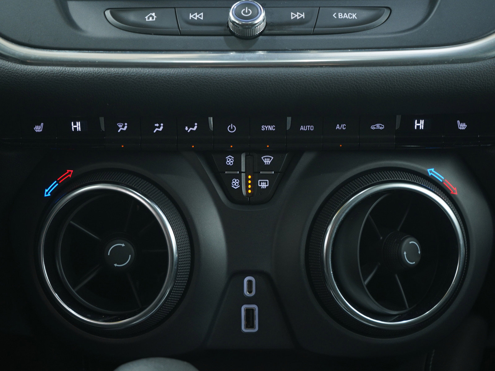 Used 2022 Chevrolet Blazer LT image 19