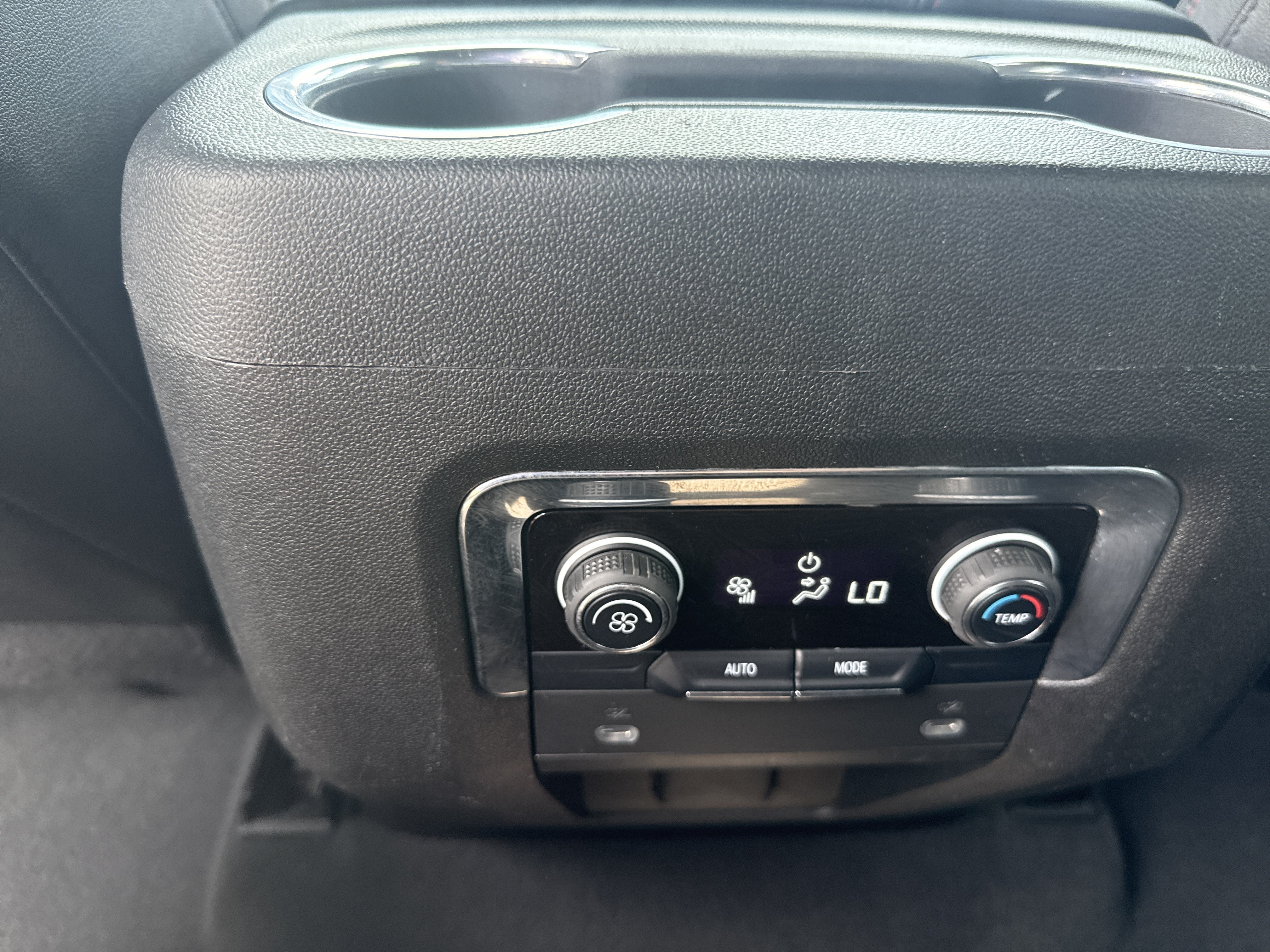 Used 2023 Chevrolet Tahoe RST AWD/4WD image 15