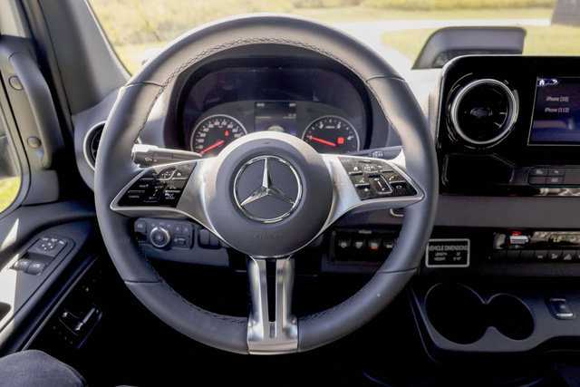 Used 2025 Mercedes-Benz Sprinter 2500 image 84