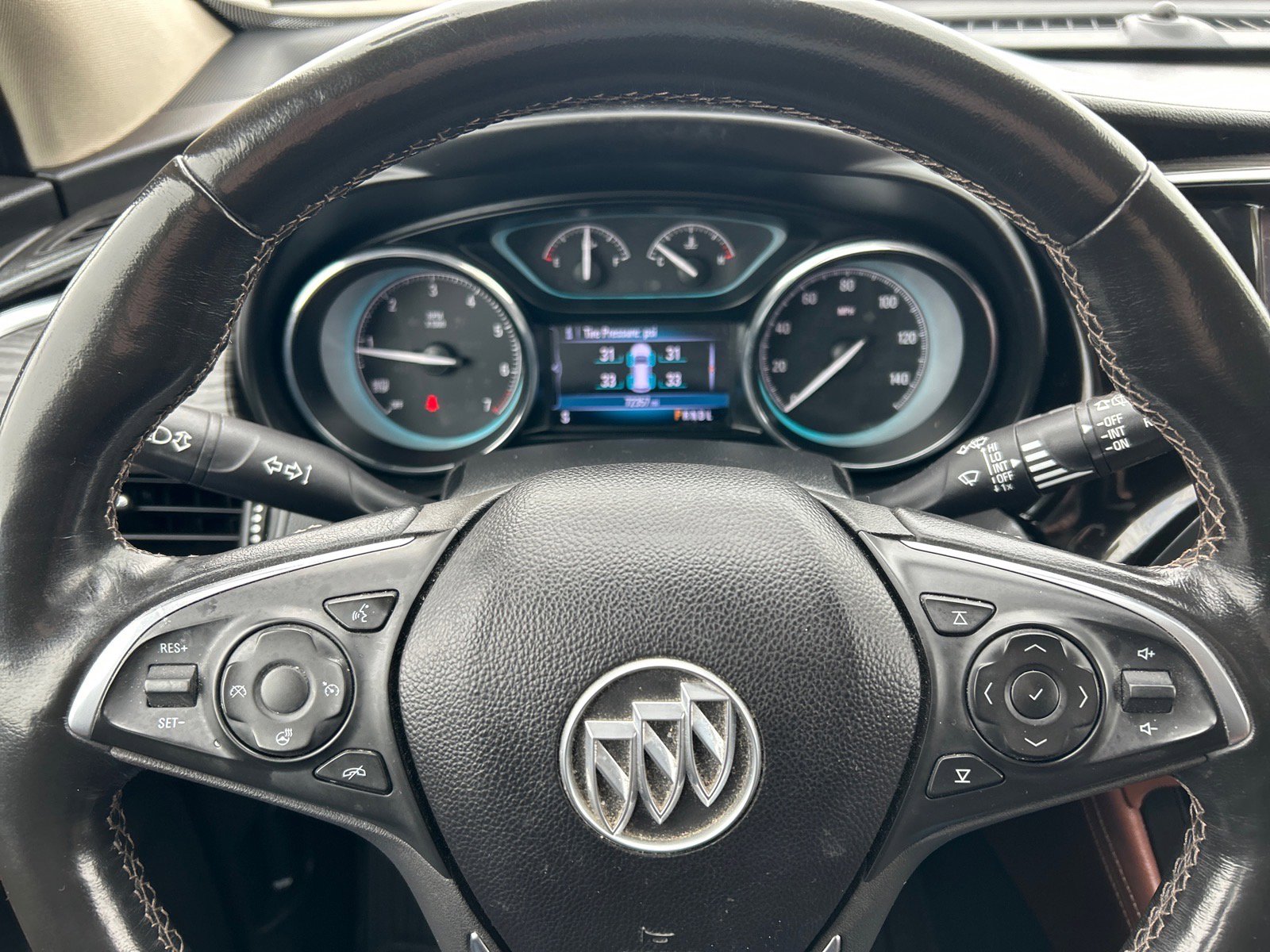 Used 2018 Buick Envision Essence image 24