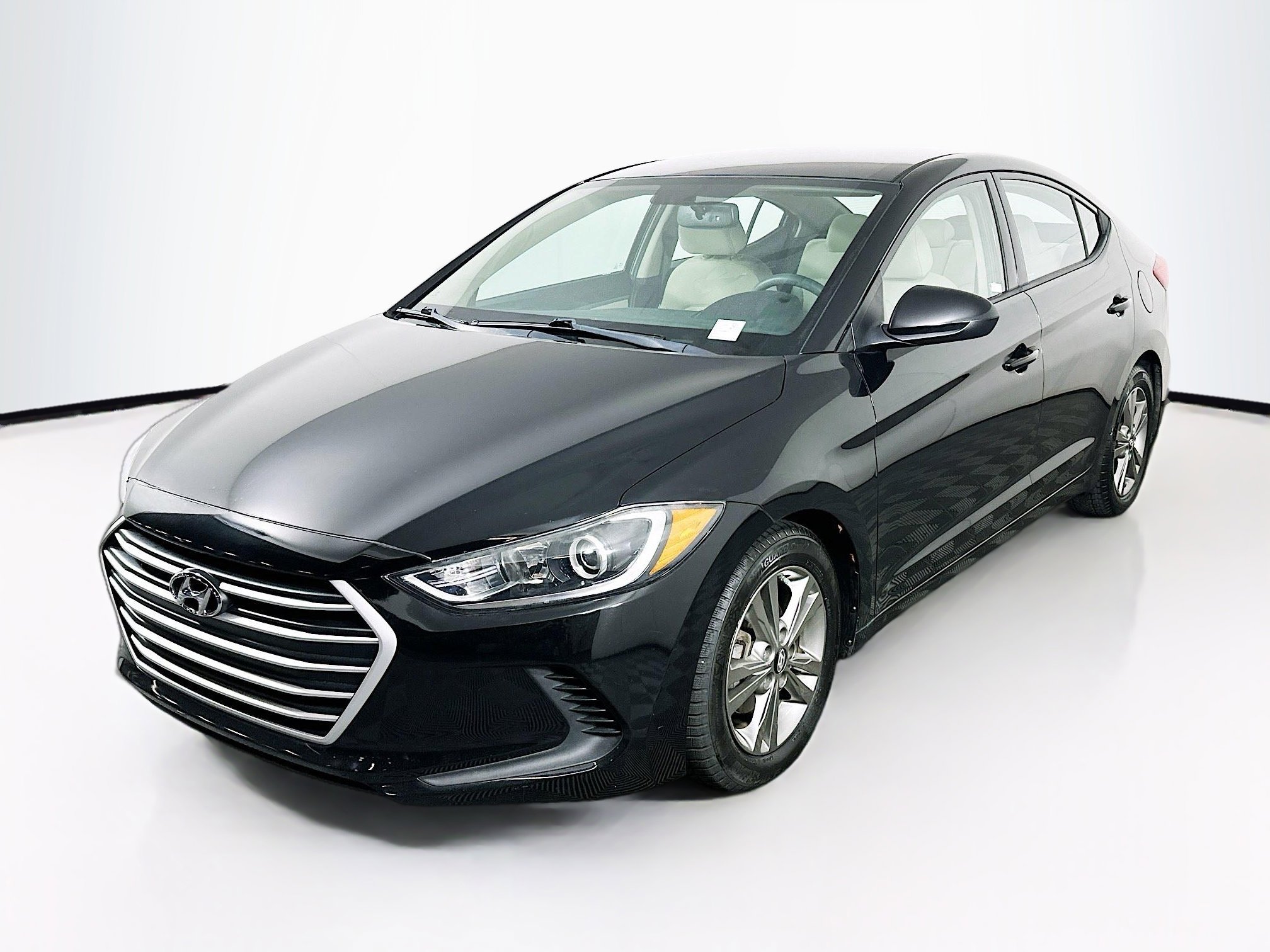 Used 2018 Hyundai Elantra SEL image 3