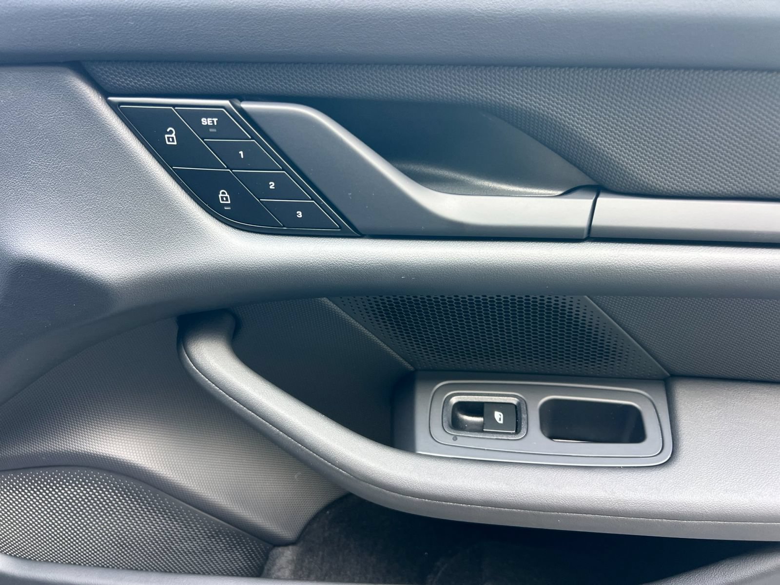Certified 2023 Porsche Taycan RWD image 19