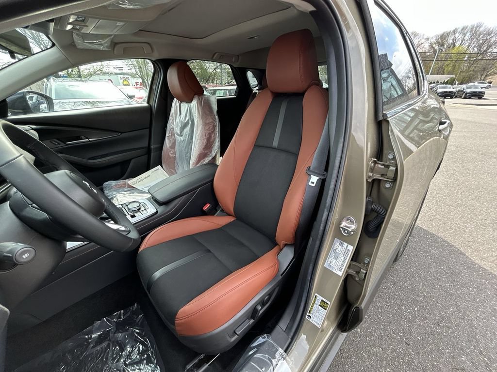 New 2025 MAZDA CX-30 Carbon AWD/4WD image 12